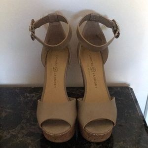 Chinese laundry Los Angeles wedges